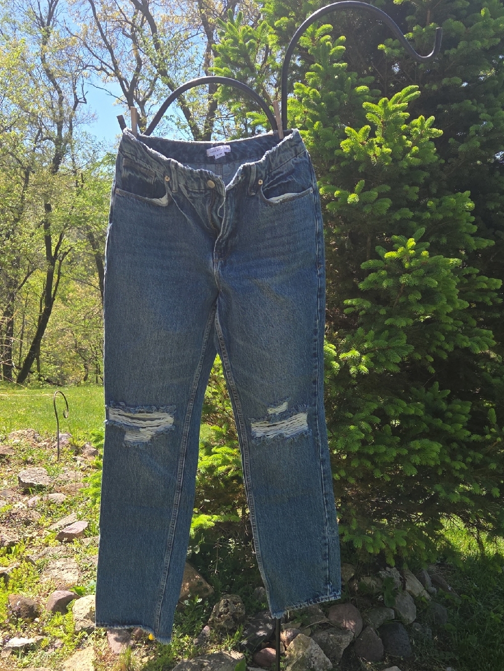 Good American Distressed Straight-Leg Denim in Medium Blue